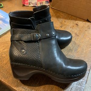 Sanita ankle boots